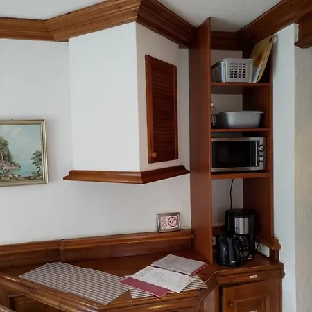 Bed & Breakfast Charmantes Doppelzimmer Mit Bergblick *