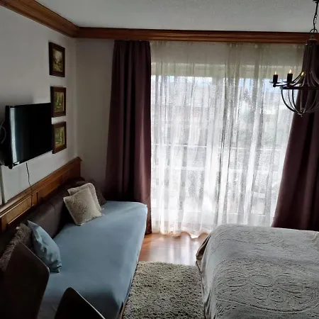 Nocleg ze śniadaniem Charmantes Doppelzimmer Mit Bergblick *